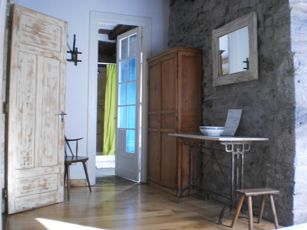 Larraenea Bed And Breakfast Lesaka Exterior photo